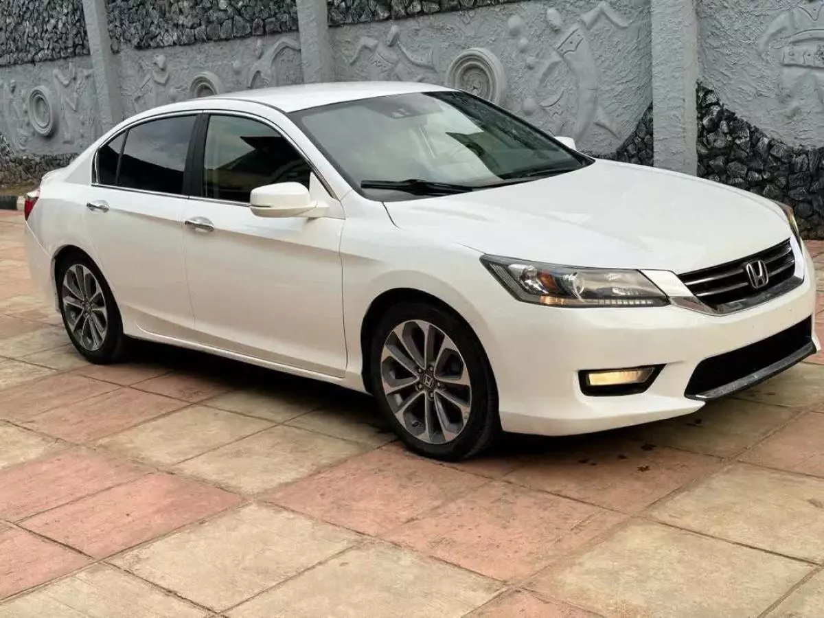 Honda Accord   - 2014