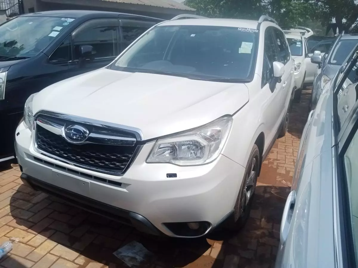 Subaru Forester   - 2015