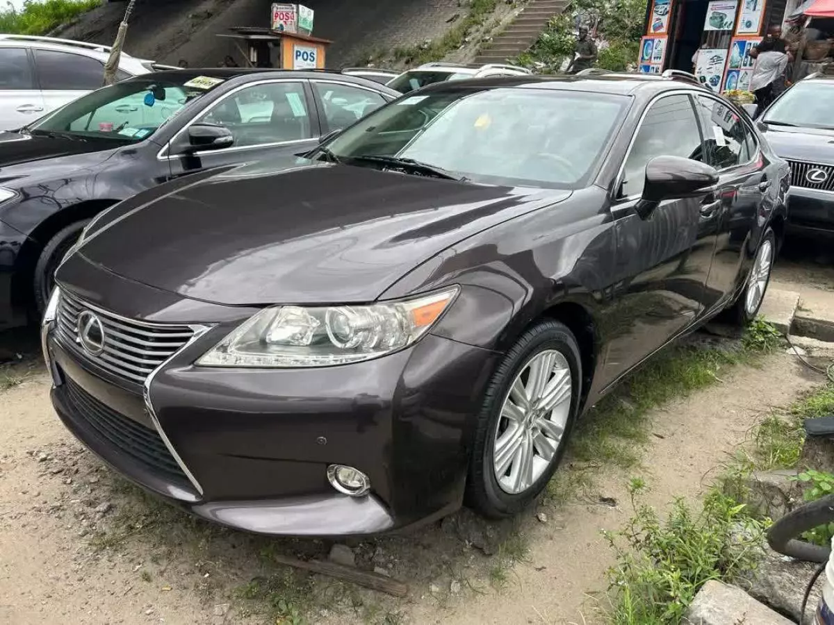 Lexus ES 350   - 2013