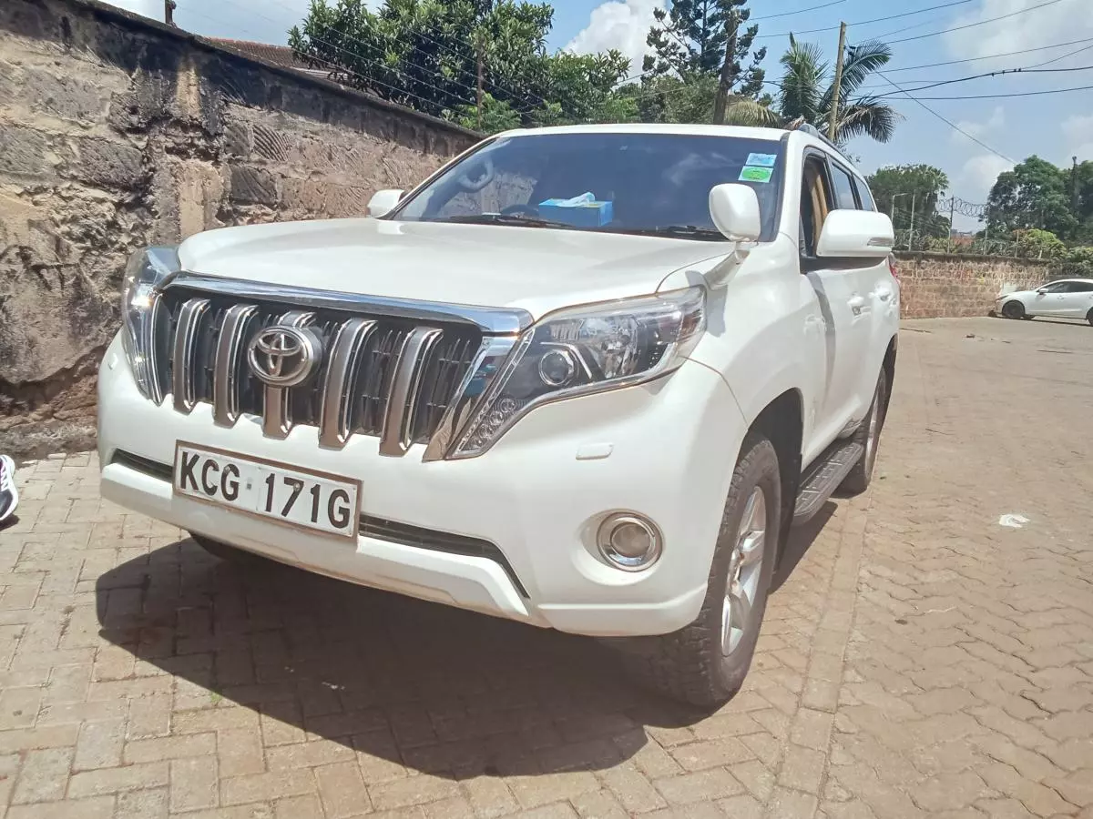 Toyota Landcruiser prado TX   - 2014