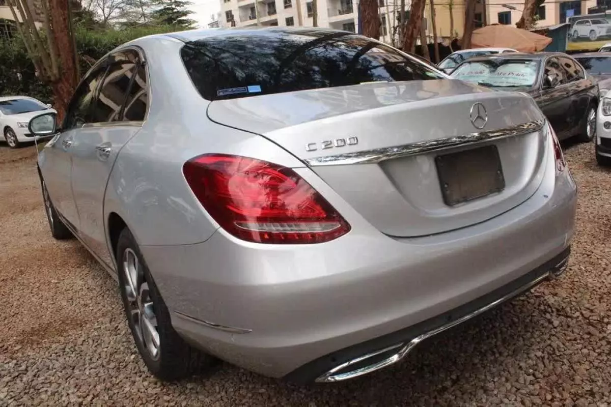 Mercedes-Benz C 200   - 2015