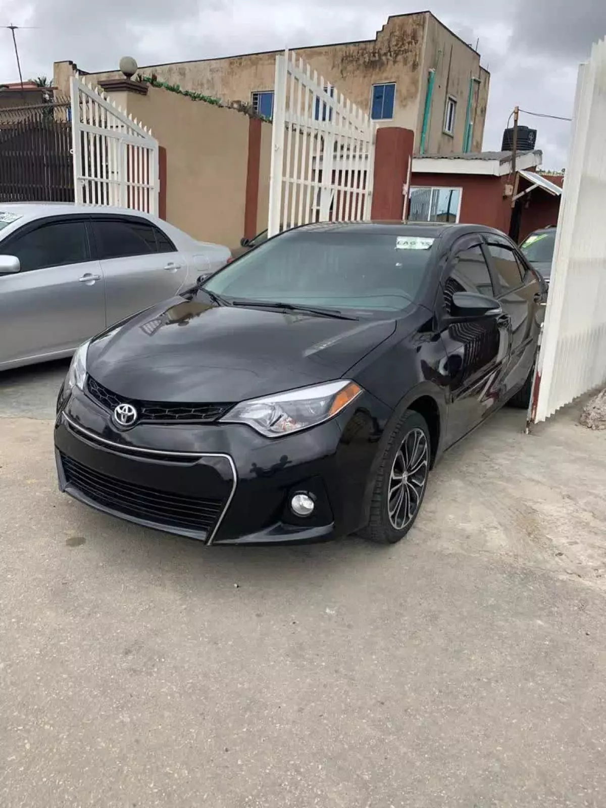 Toyota Corolla   - 2014