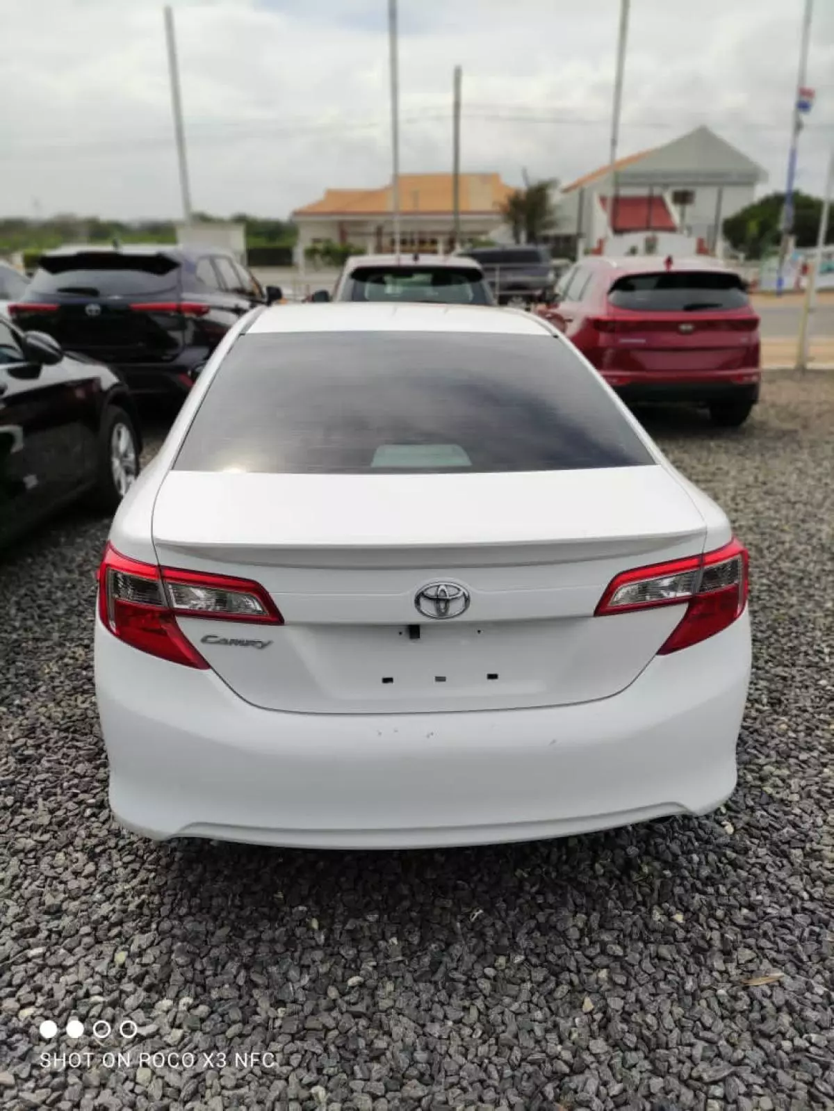 Toyota Camry   - 2014