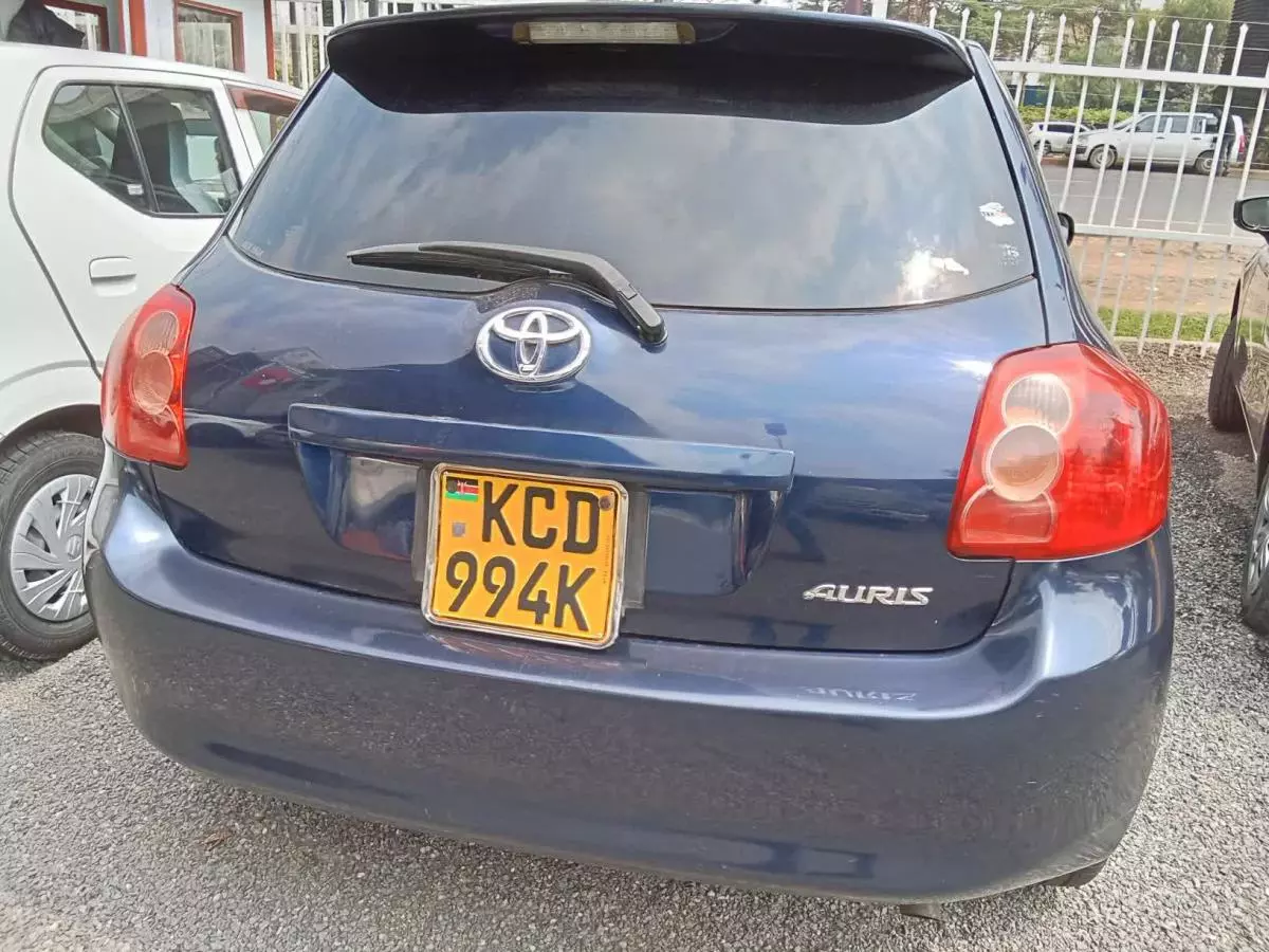 Toyota Auris   - 2008