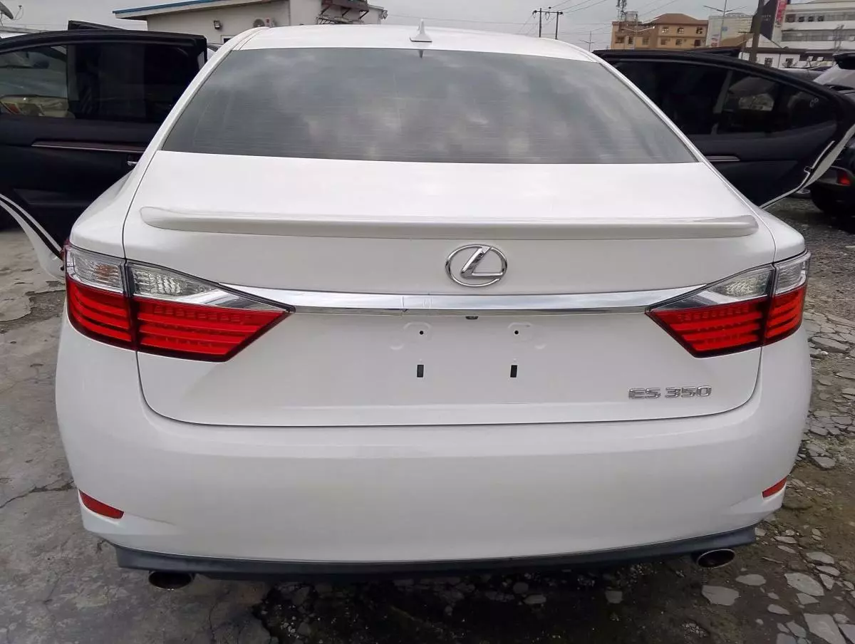 Lexus ES 350   - 2013