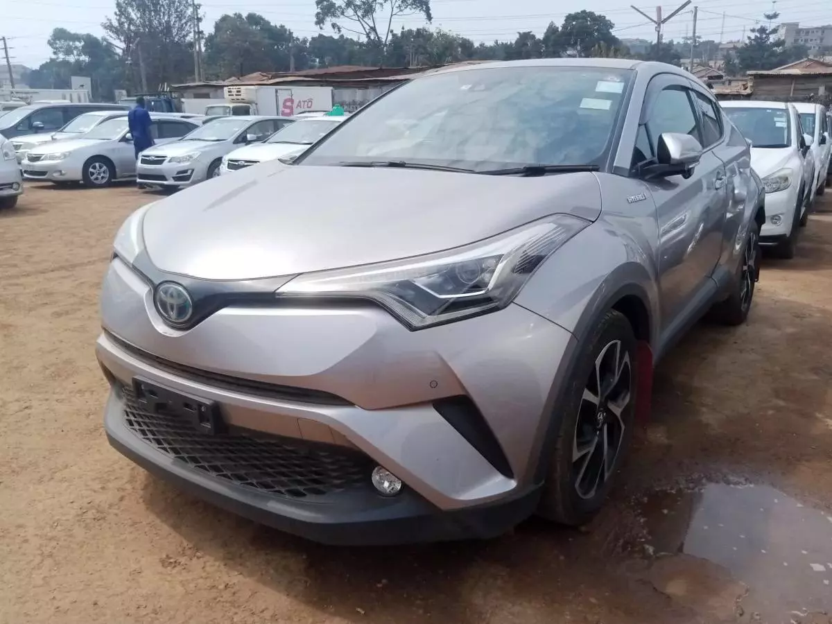 Toyota C-HR   - 2018