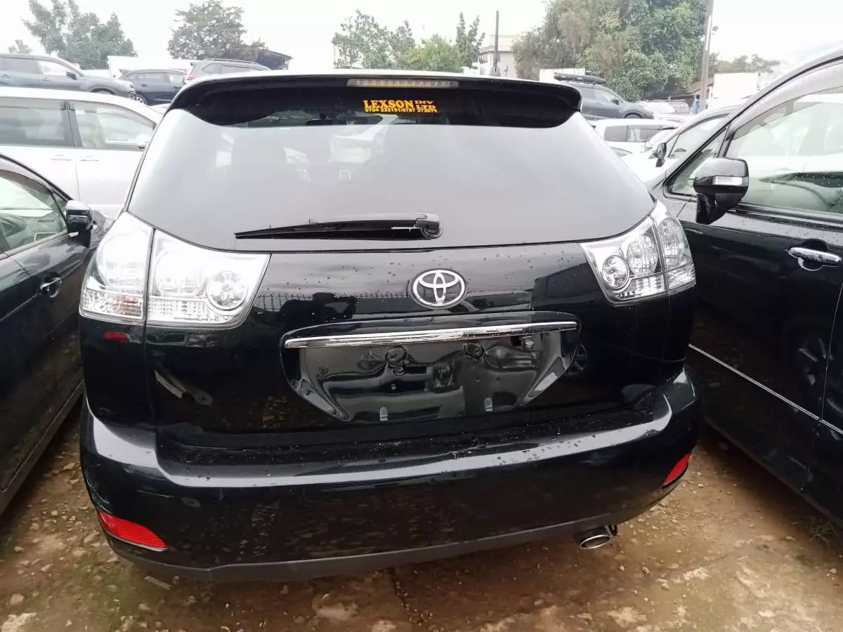 Toyota Harrier   - 2009