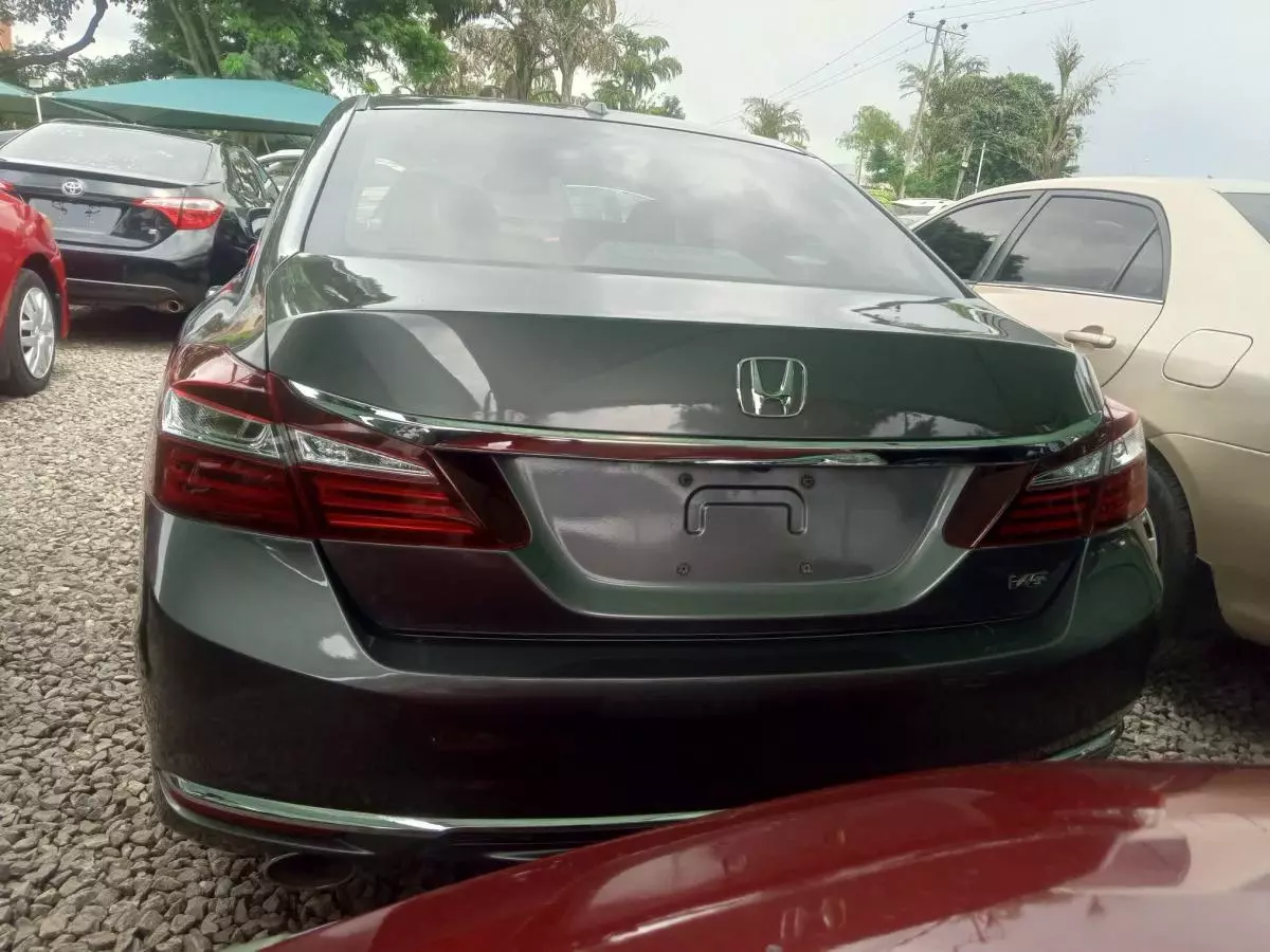 Honda Accord   - 2014