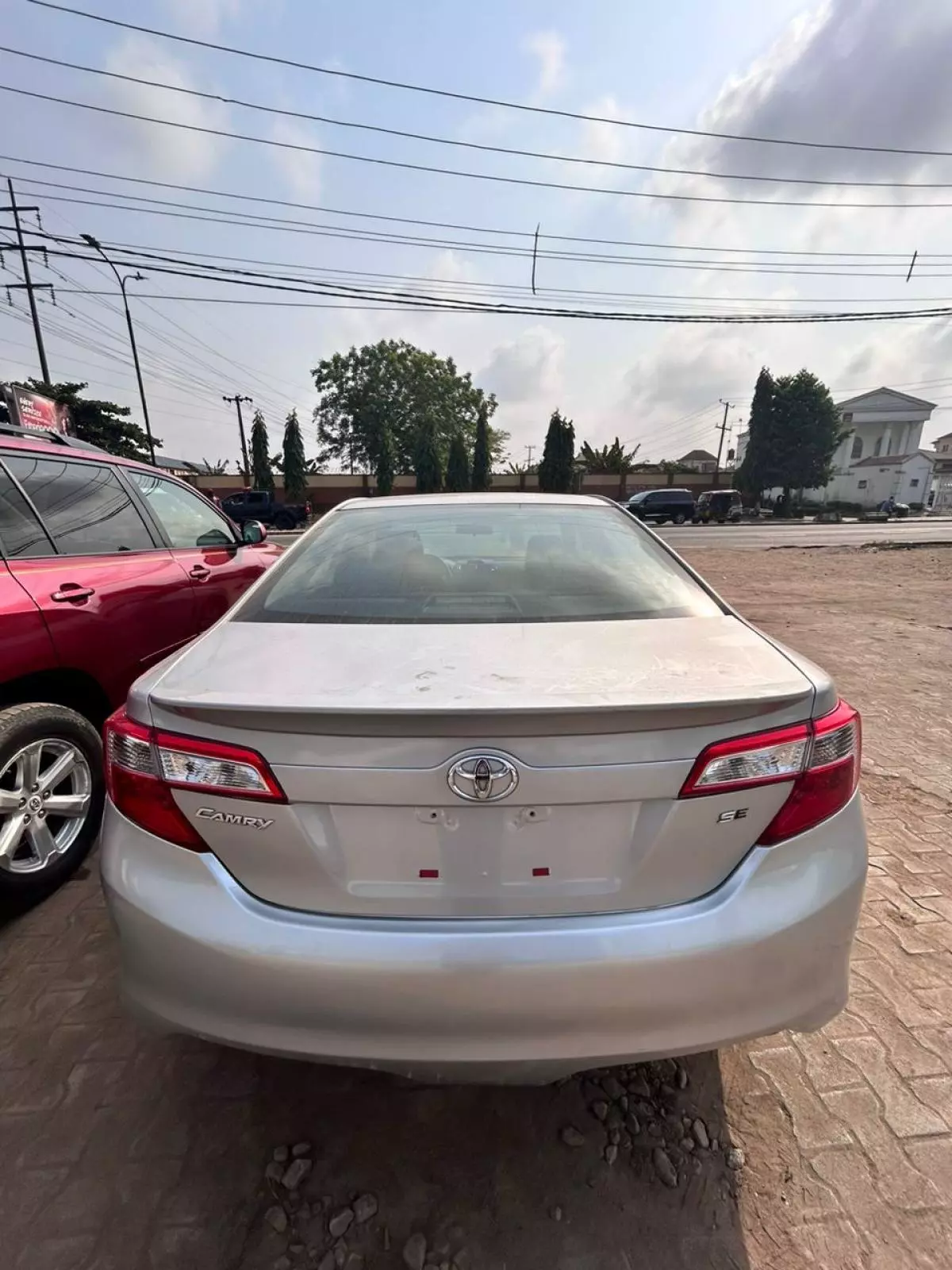 Toyota Camry   - 2013