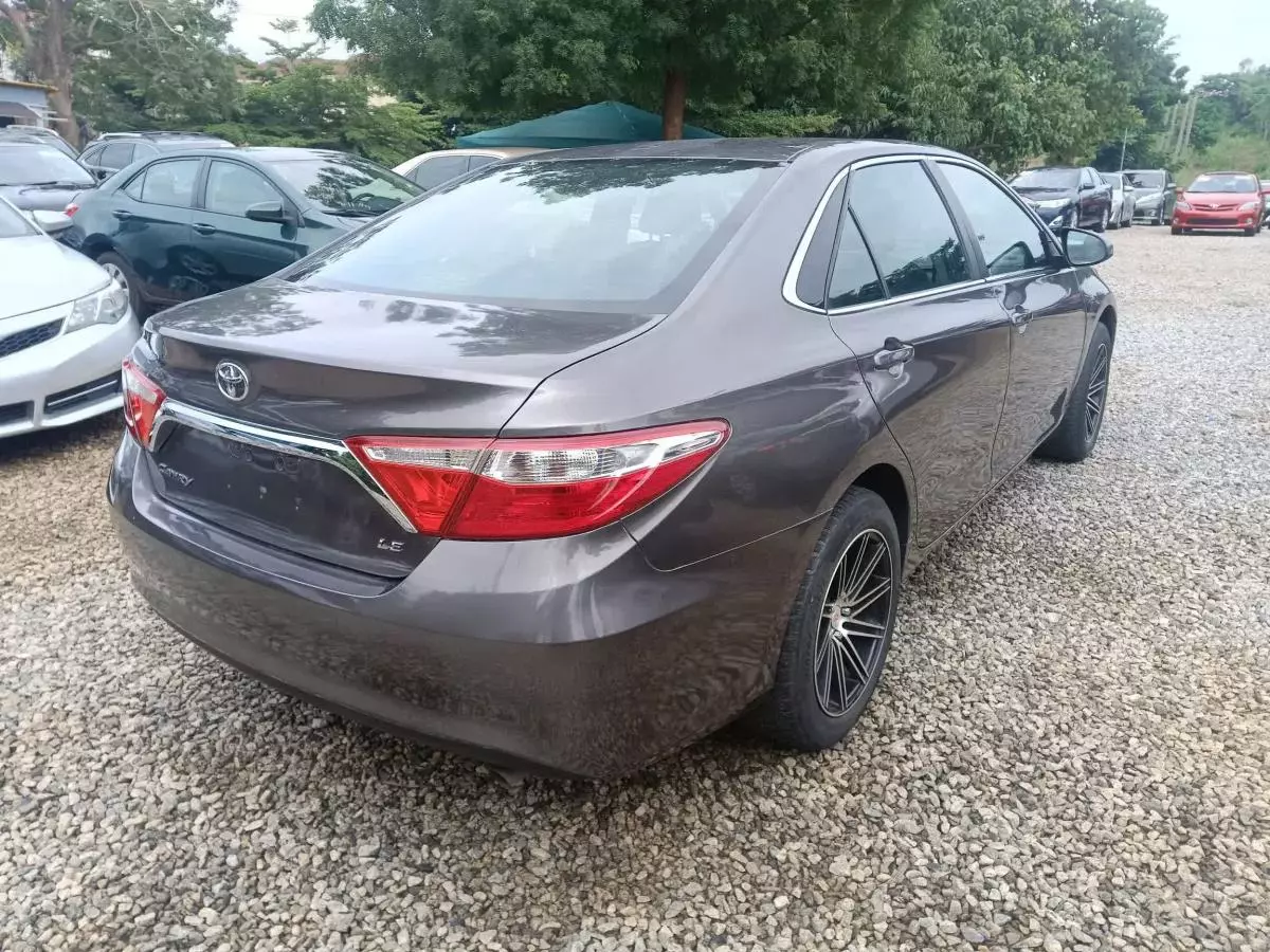 Toyota Camry   - 2017