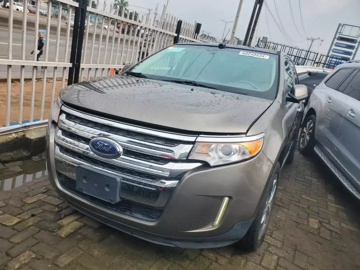 Ford Edge   - 2013