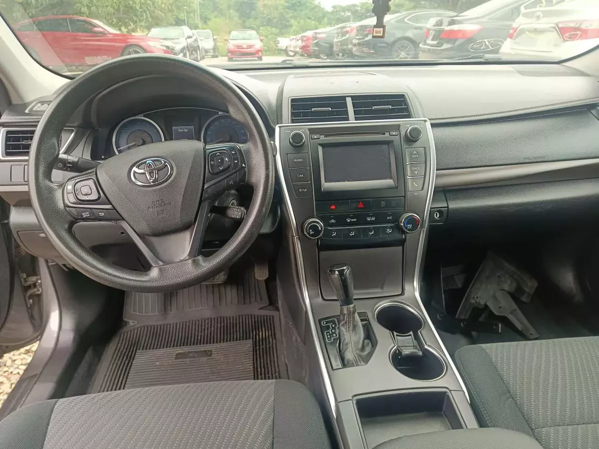 Toyota Camry   - 2017