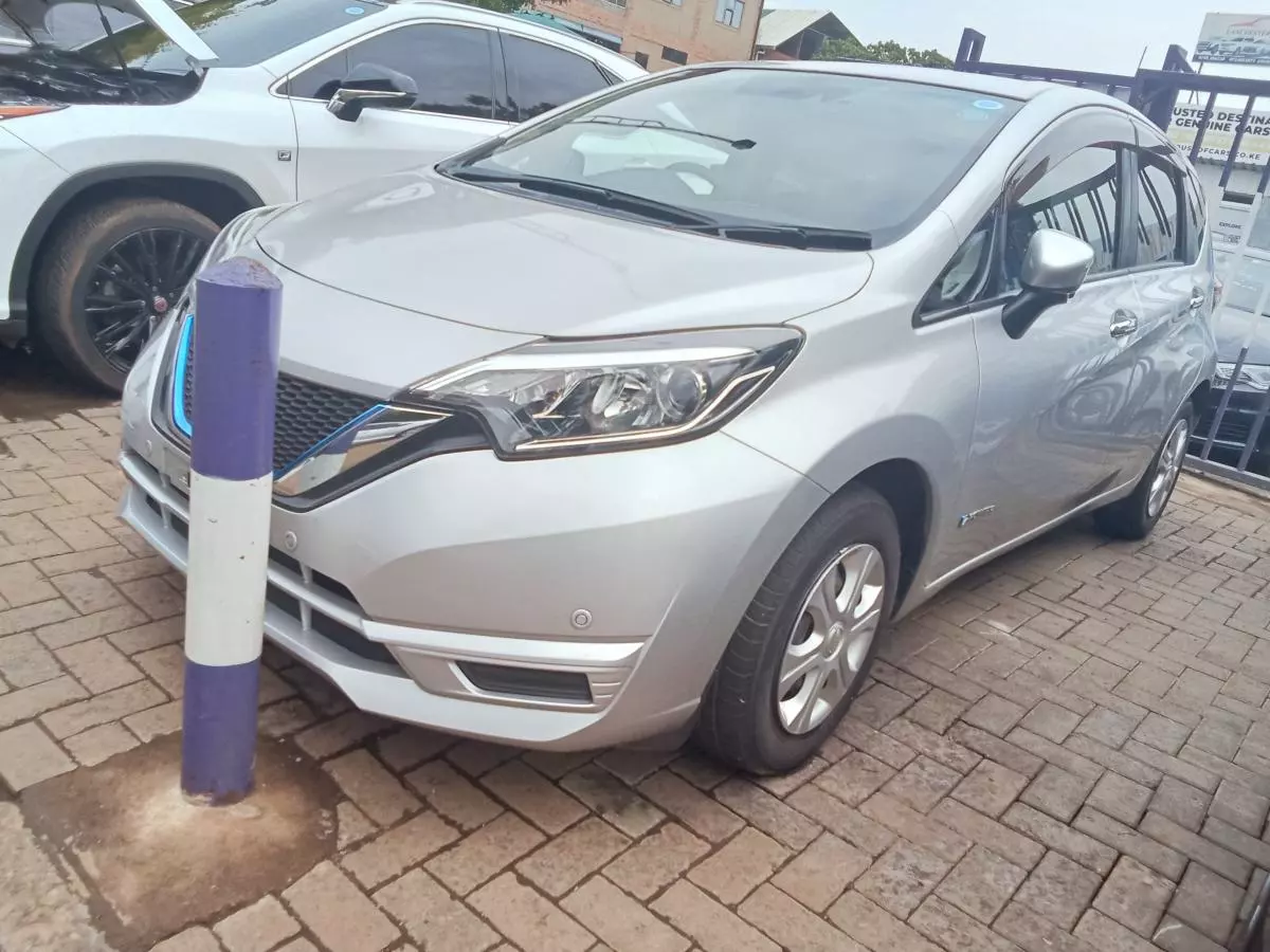 Nissan Note Hybrid E-Power   - 2017