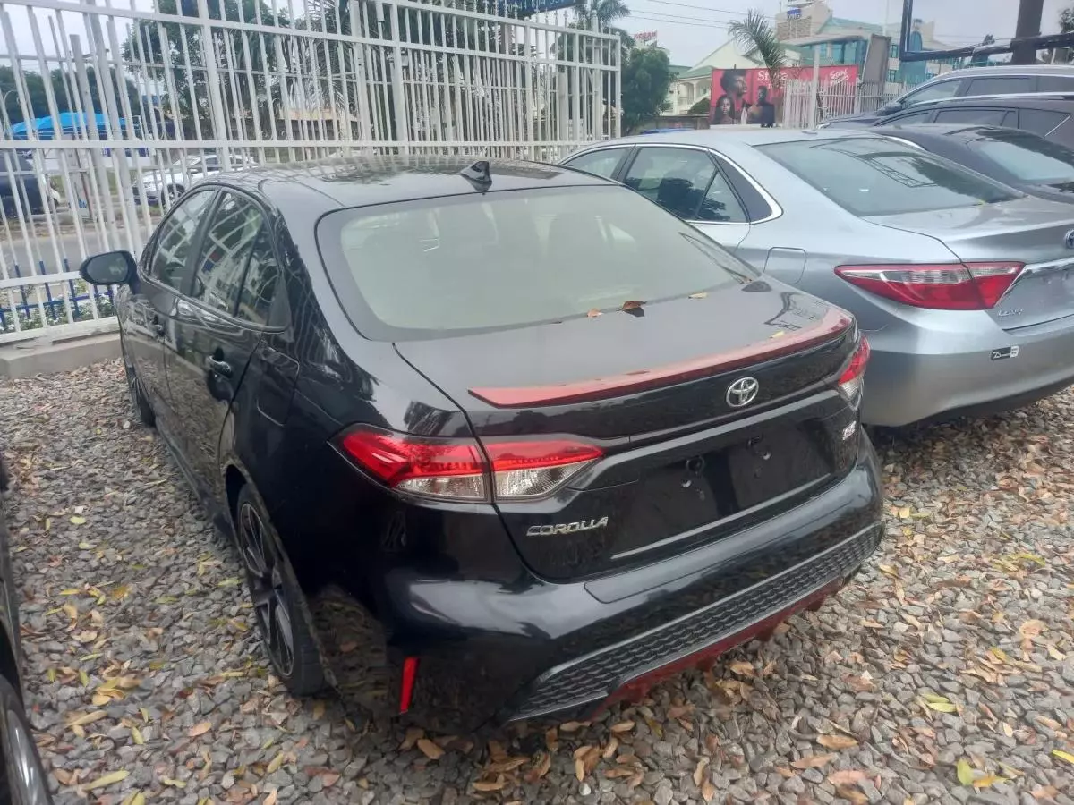 Toyota Corolla   - 2019