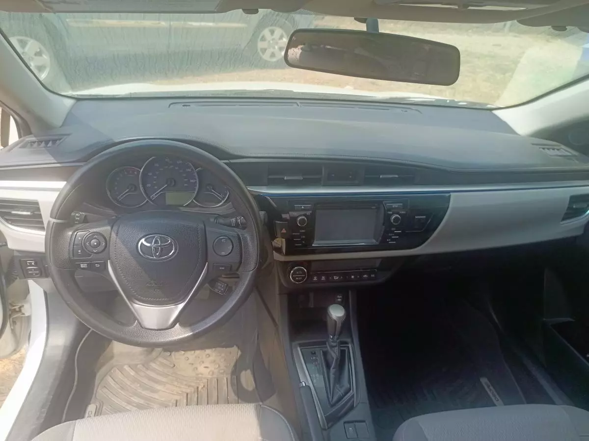 Toyota Corolla   - 2015