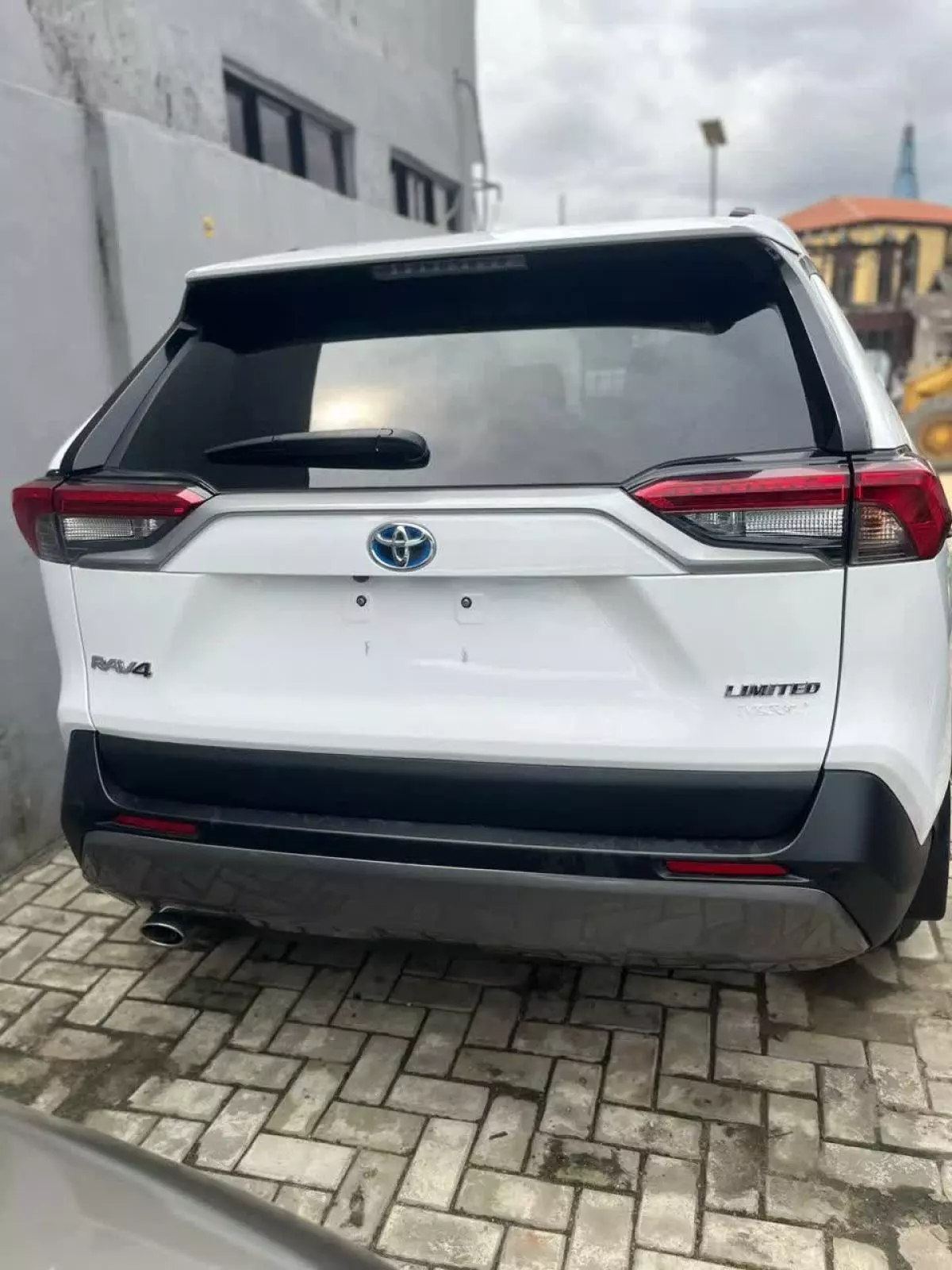 Toyota Rav 4 Hybrid   - 2019