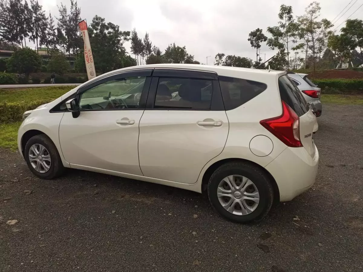 Nissan Note - 2015