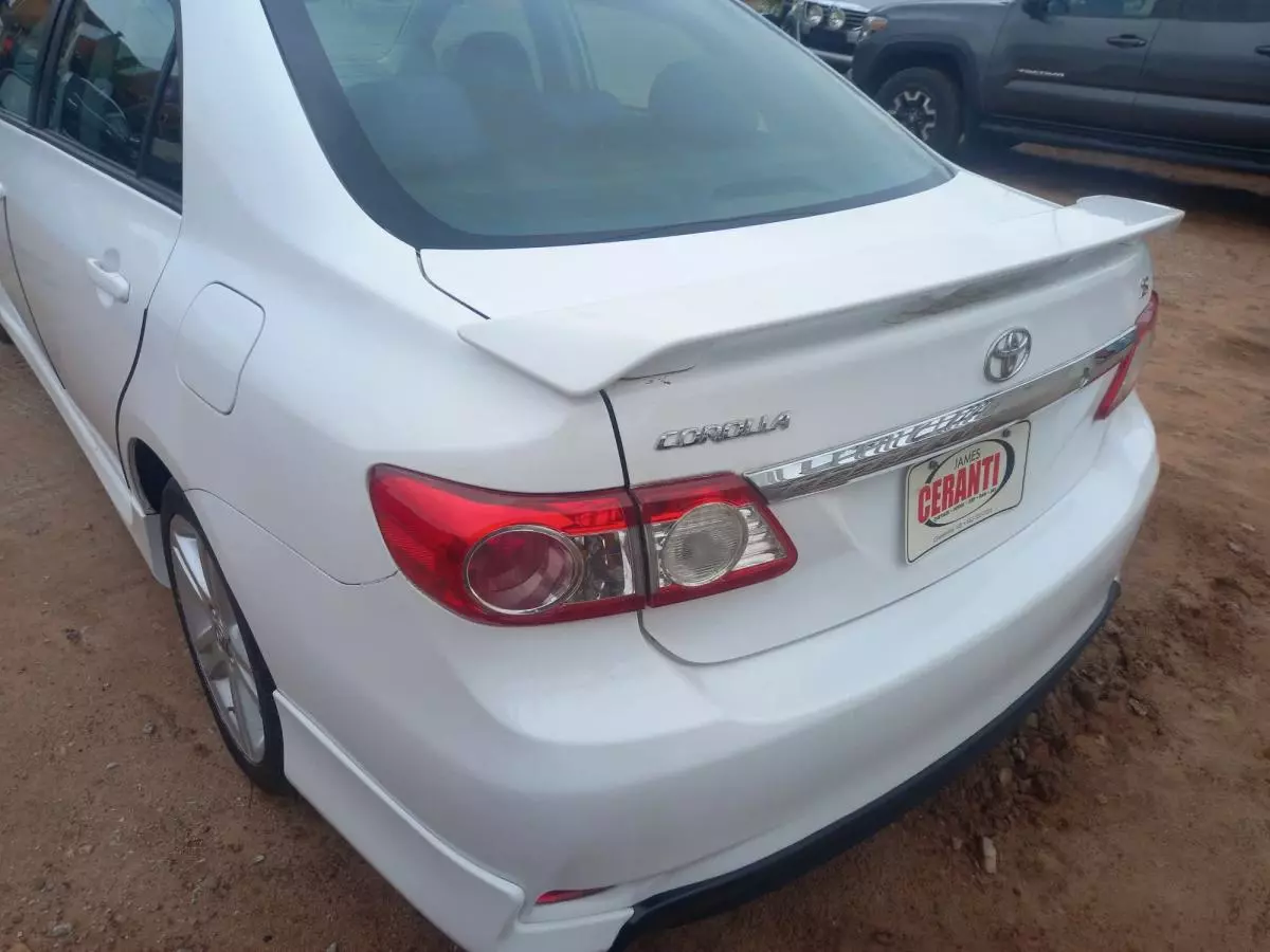 Toyota Corolla   - 2013