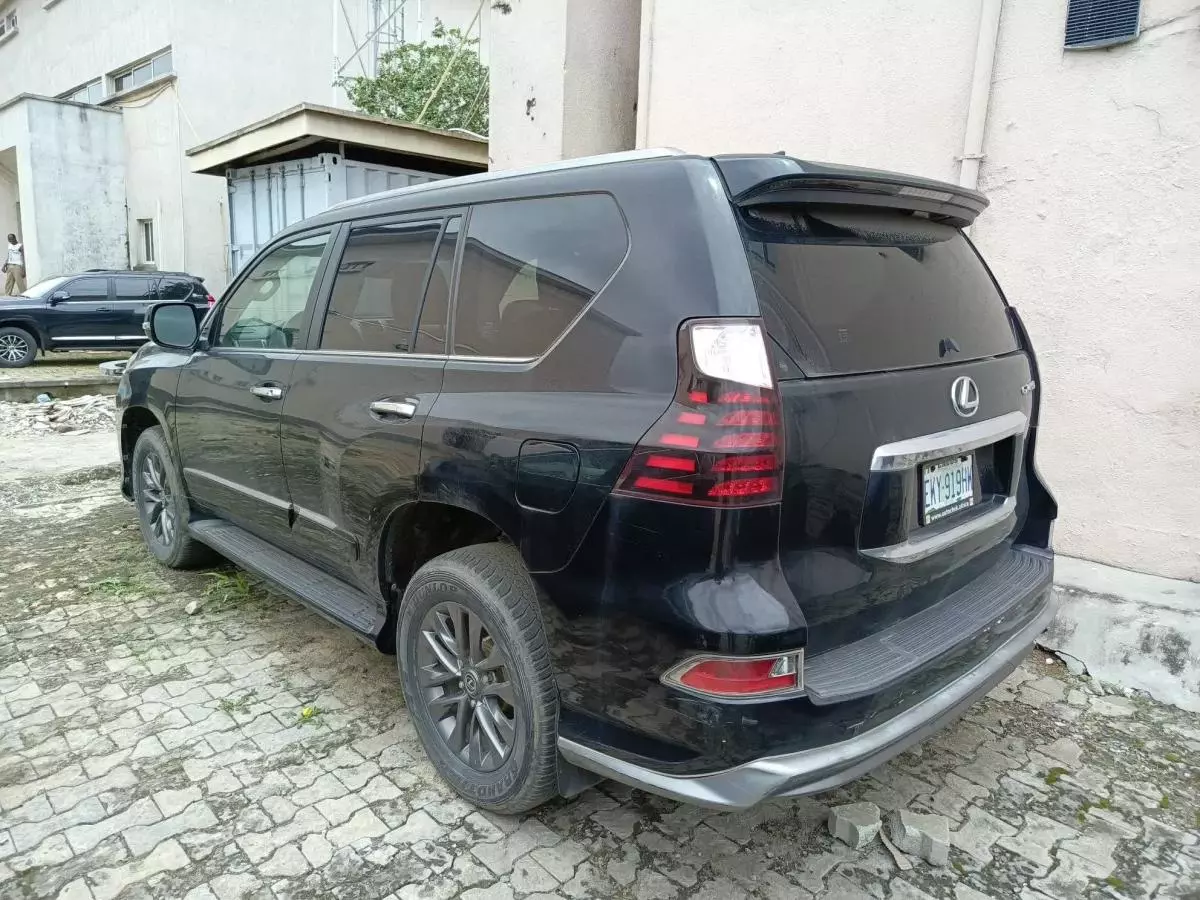 Lexus GX 460   - 2018