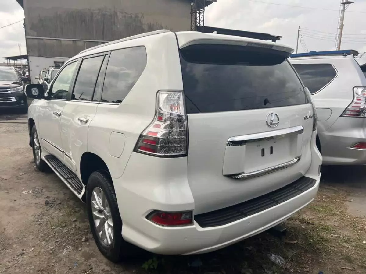 Lexus GX 460   - 2015