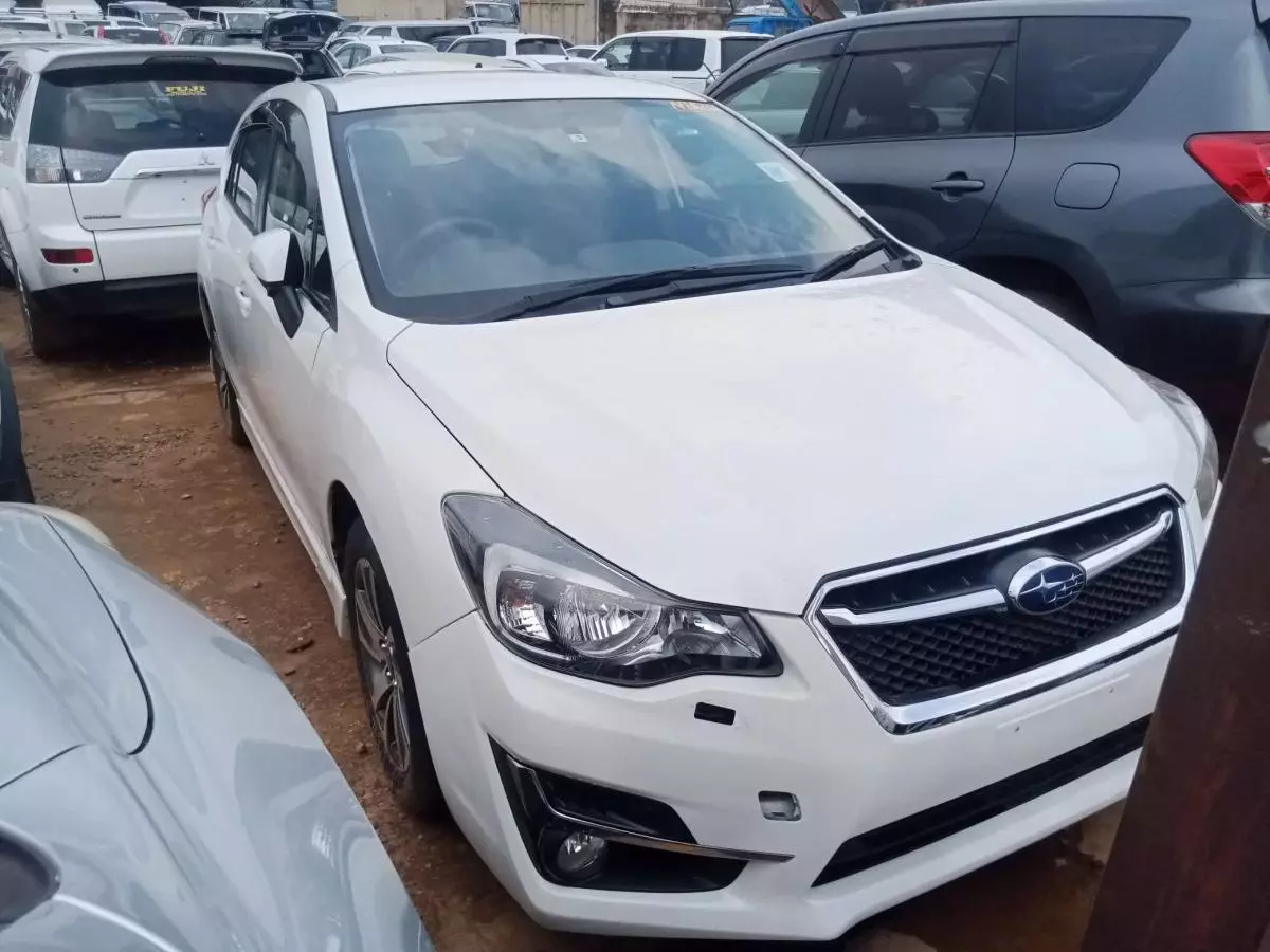 Subaru Impreza   - 2014