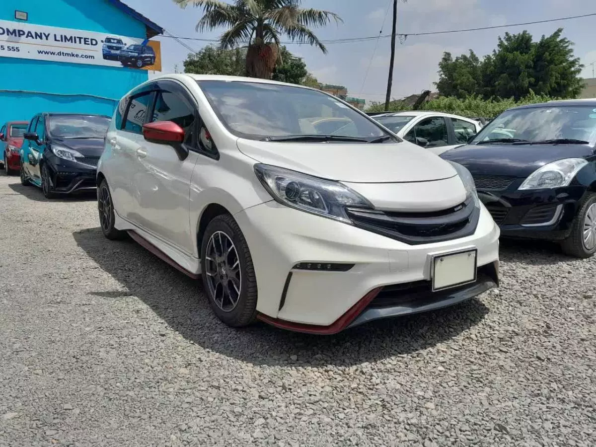 Nissan Note Nismo - 2015