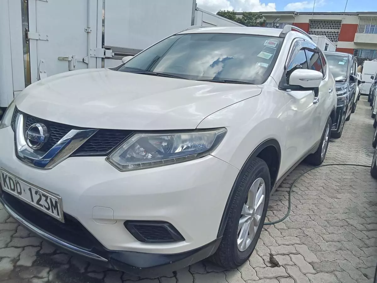 Nissan X-Trail   - 2014