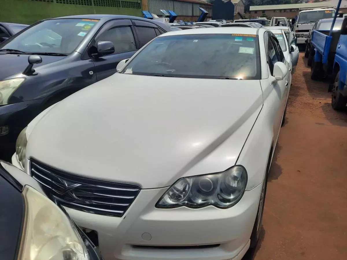 Toyota Mark X   - 2008