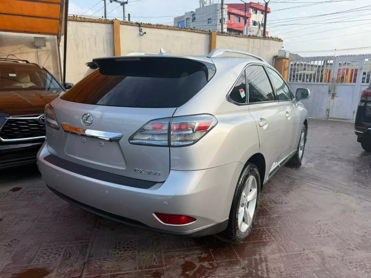 Lexus RX 350   - 2012