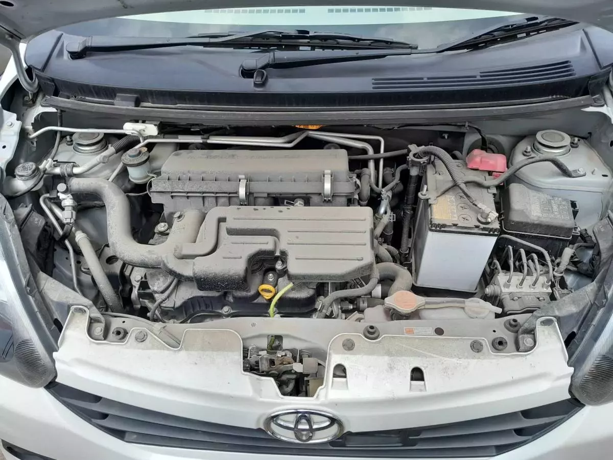 Toyota Pixis  - 2016