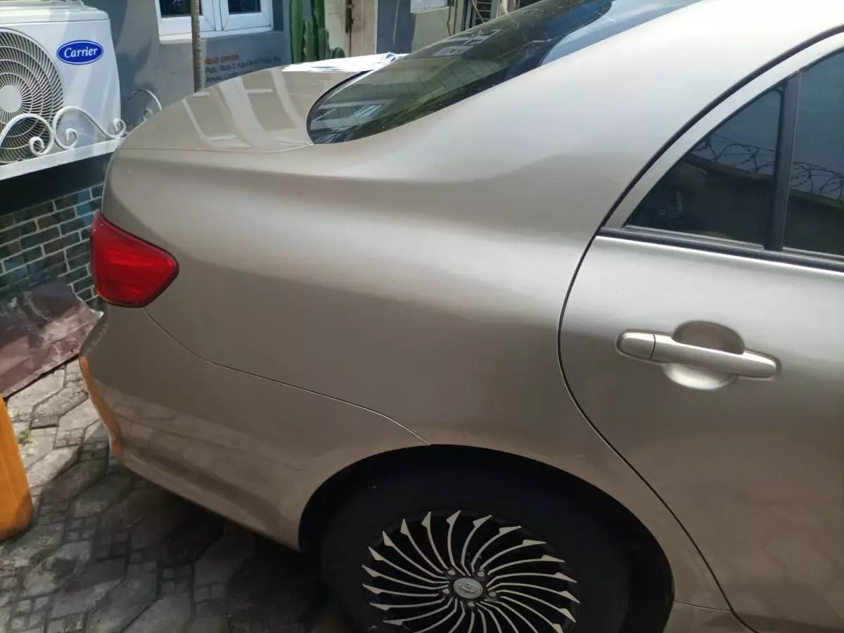 Toyota Corolla - 2009