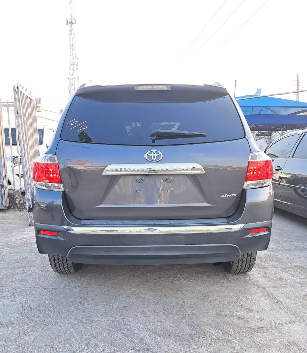 Toyota Highlander   - 2011