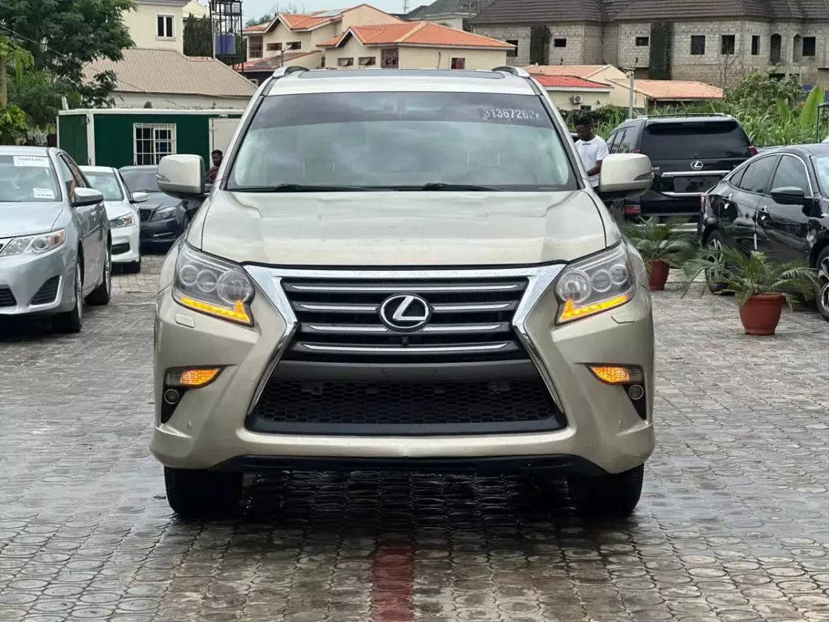 Lexus GX 460   - 2011