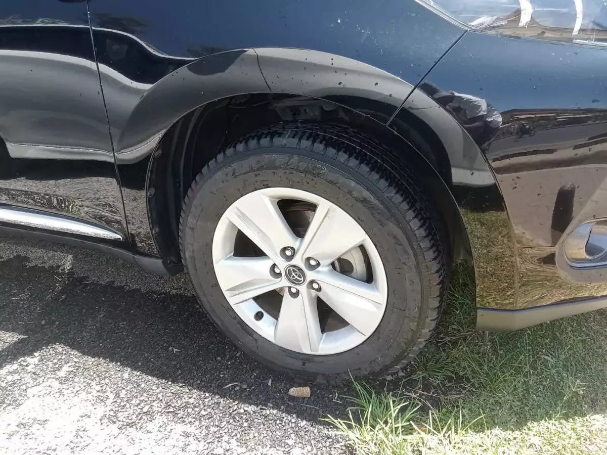Toyota Harrier - 2015