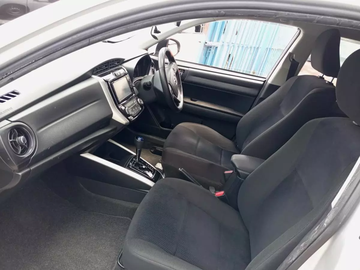 Toyota Fielder hybrid  - 2015