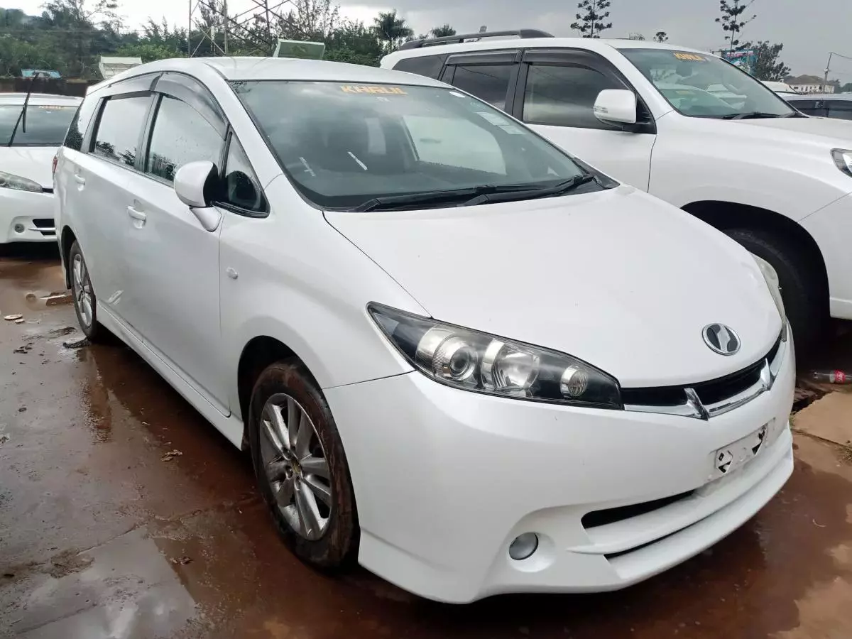 Toyota Wish - 2009