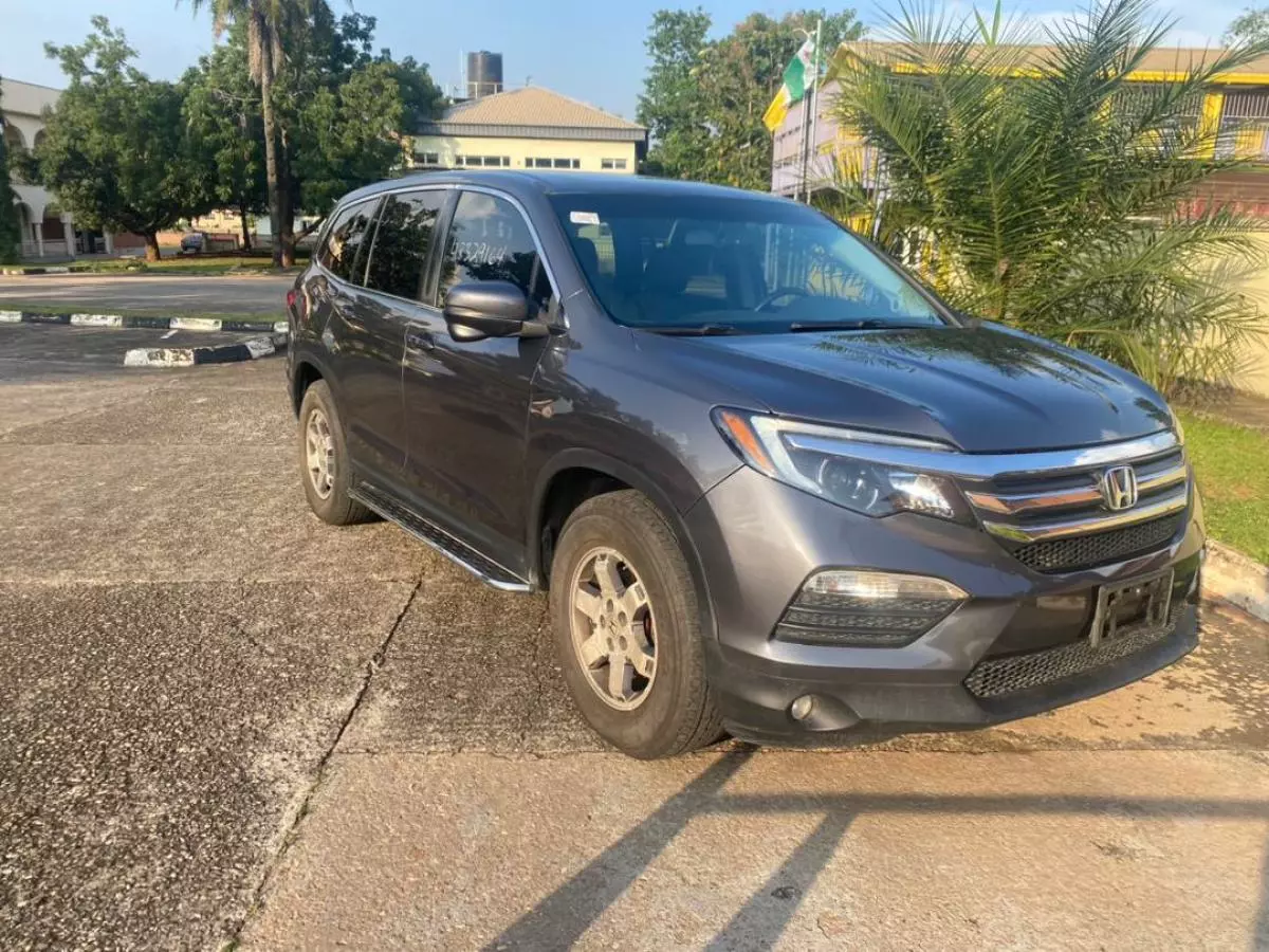 Honda Pilot   - 2016