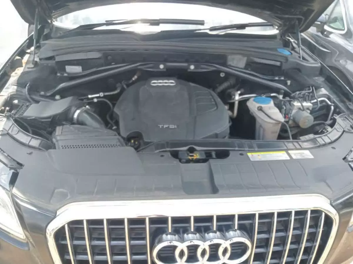 Audi Q5   - 2015