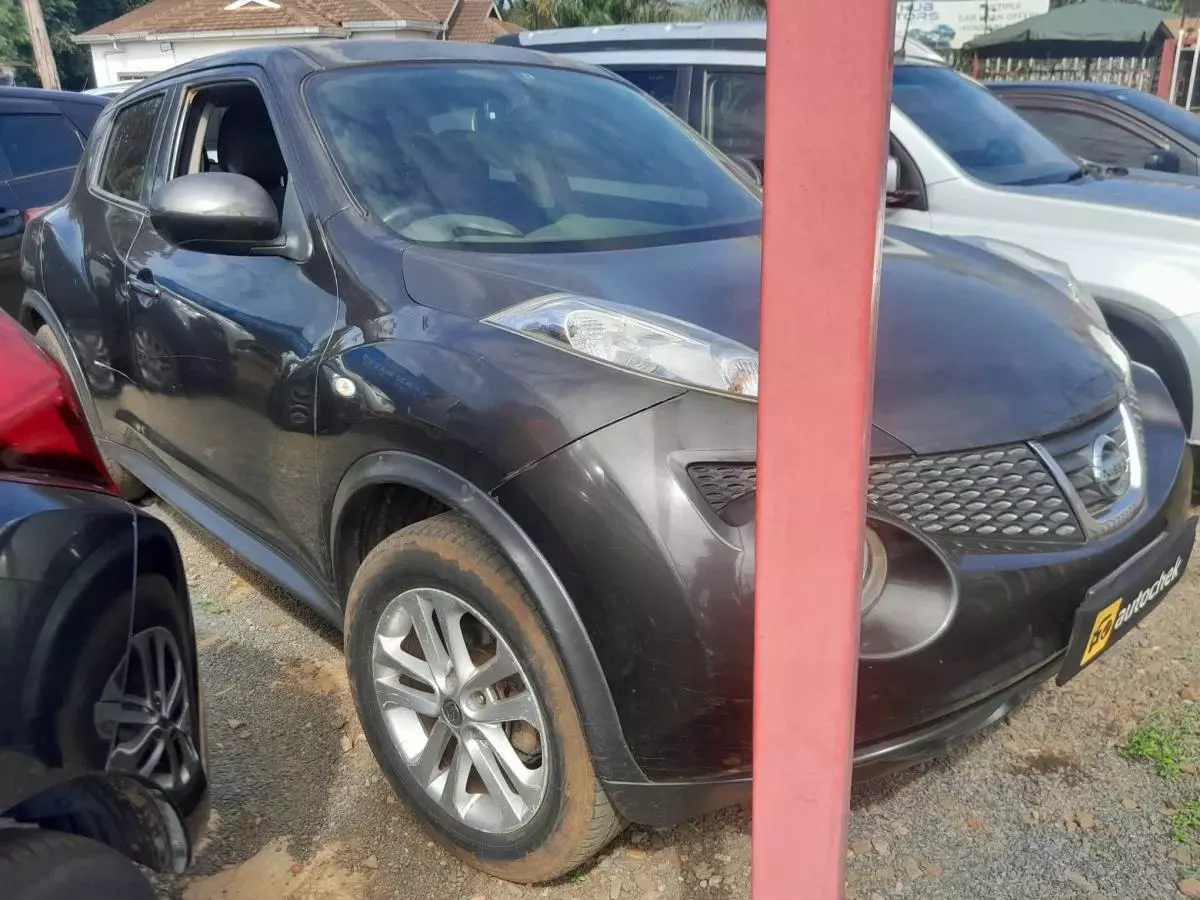 Nissan Juke   - 2011