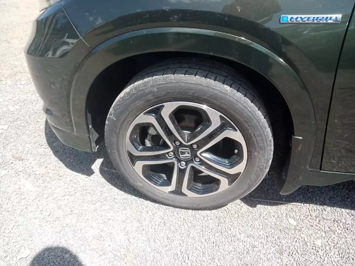 Honda Vezel  - 2015