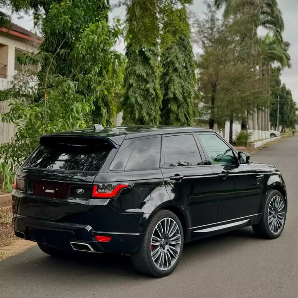 Land Rover Range Rover Autobiography   - 2021