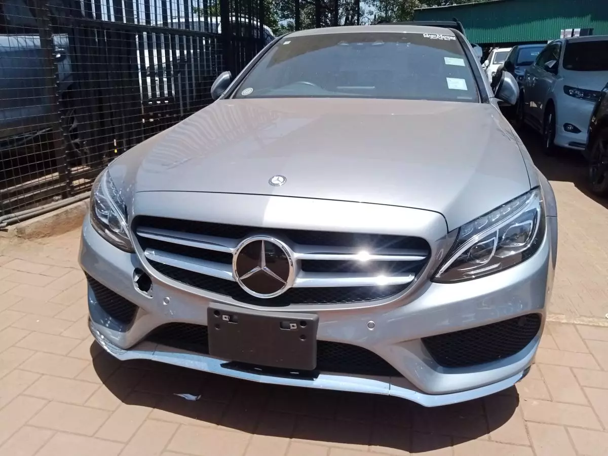 Mercedes-Benz C 200   - 2016