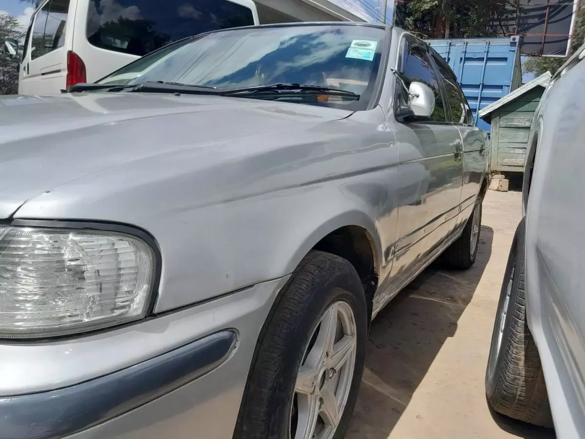 Nissan Sunny - 2003