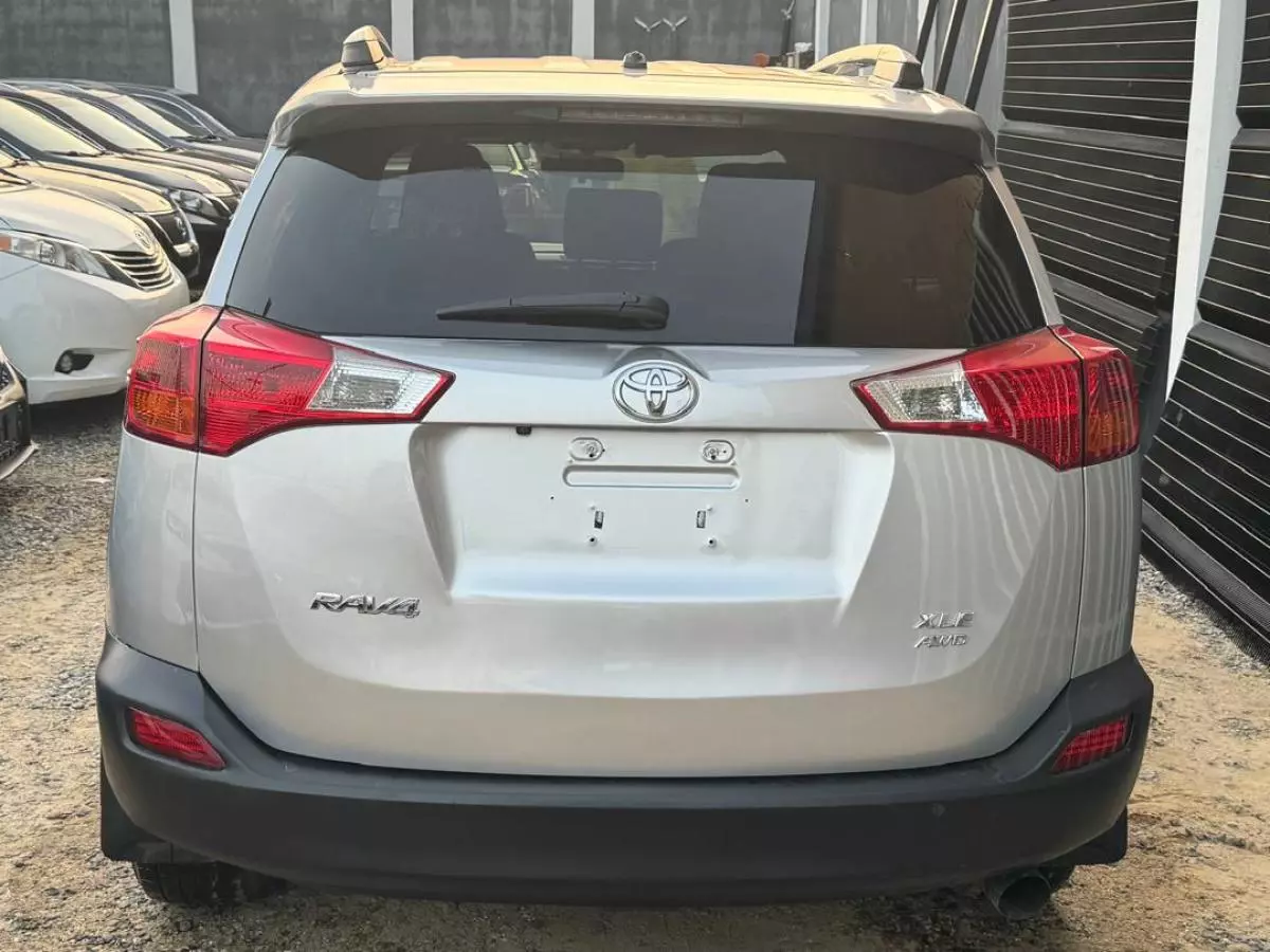 Toyota RAV 4   - 2013