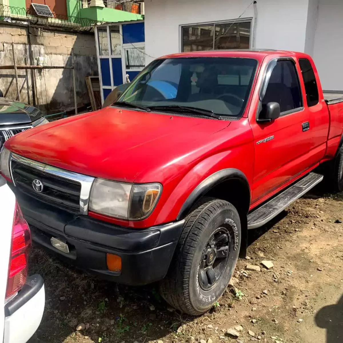 Toyota Tacoma   - 1999