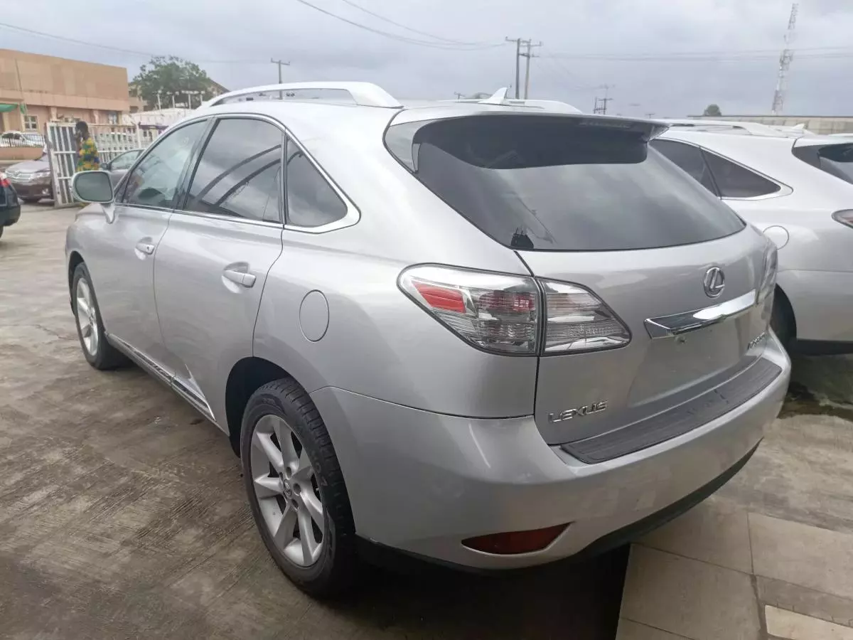 Lexus RX 350   - 2010