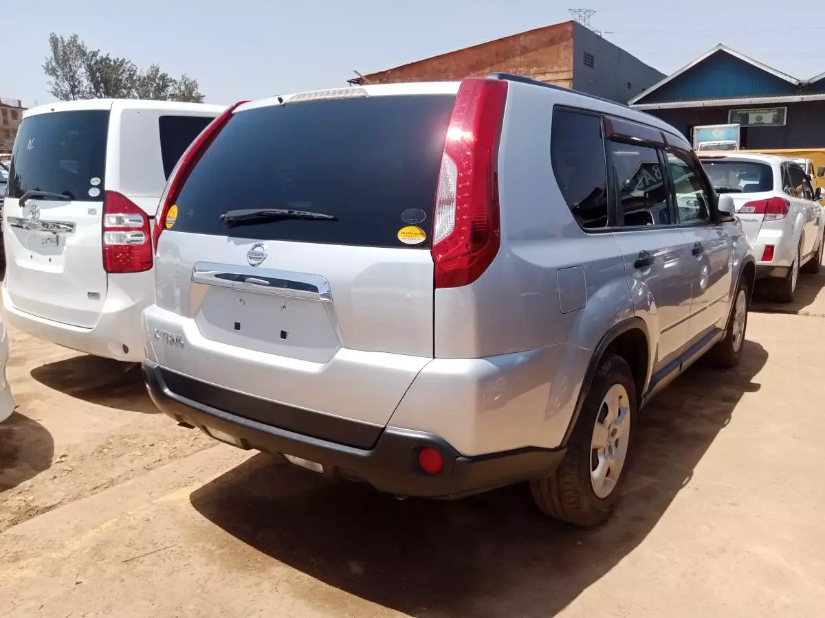 Nissan X-Trail   - 2010