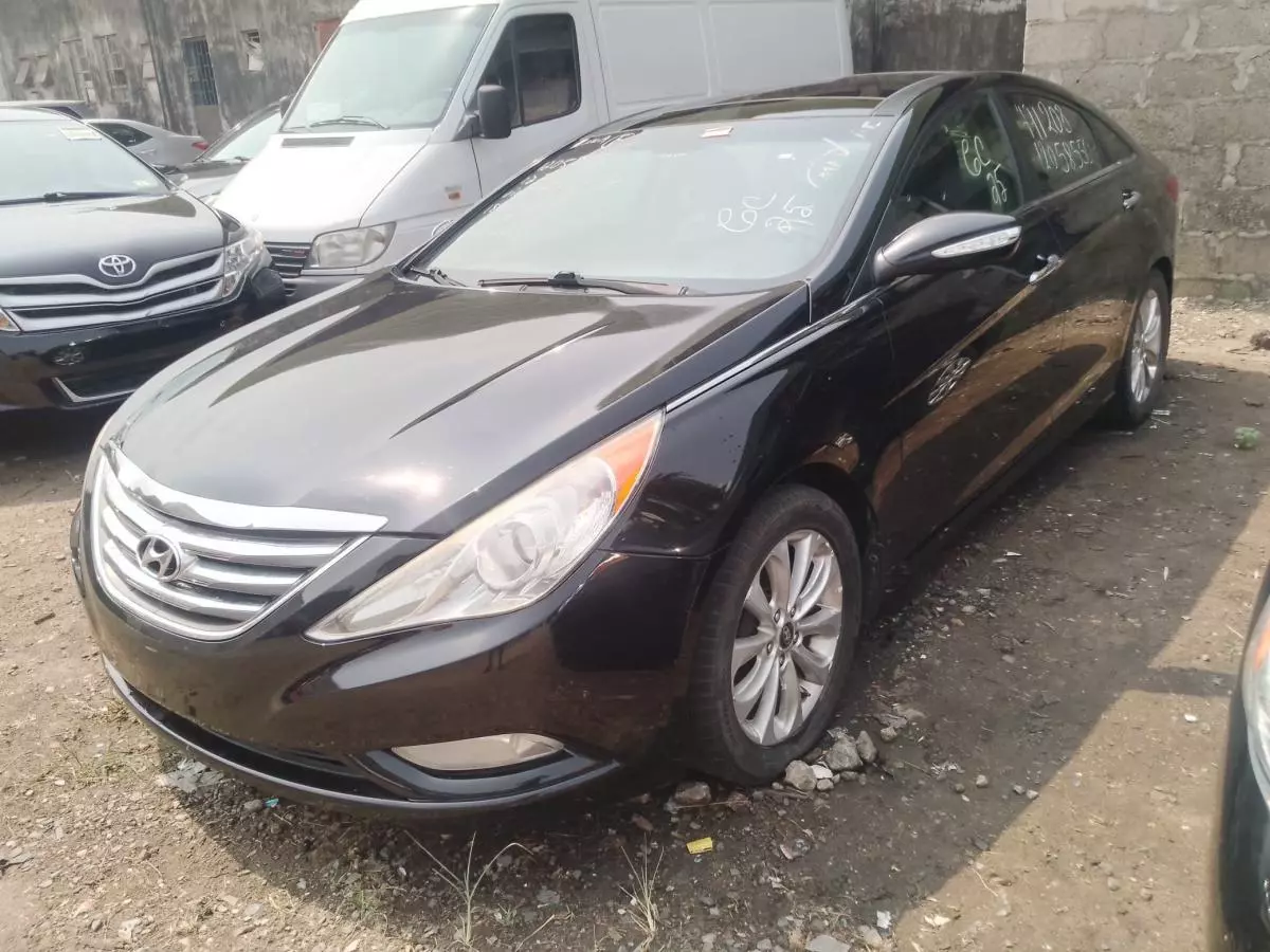 Hyundai SONATA 2,0L BVA GL   - 2012