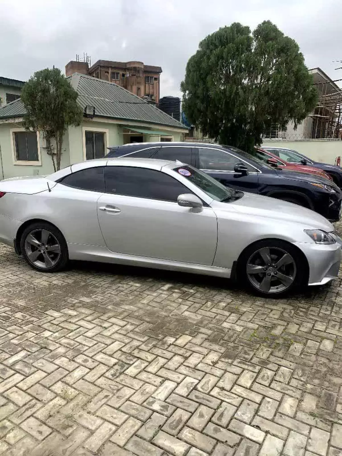 Lexus IS 250   - 2010