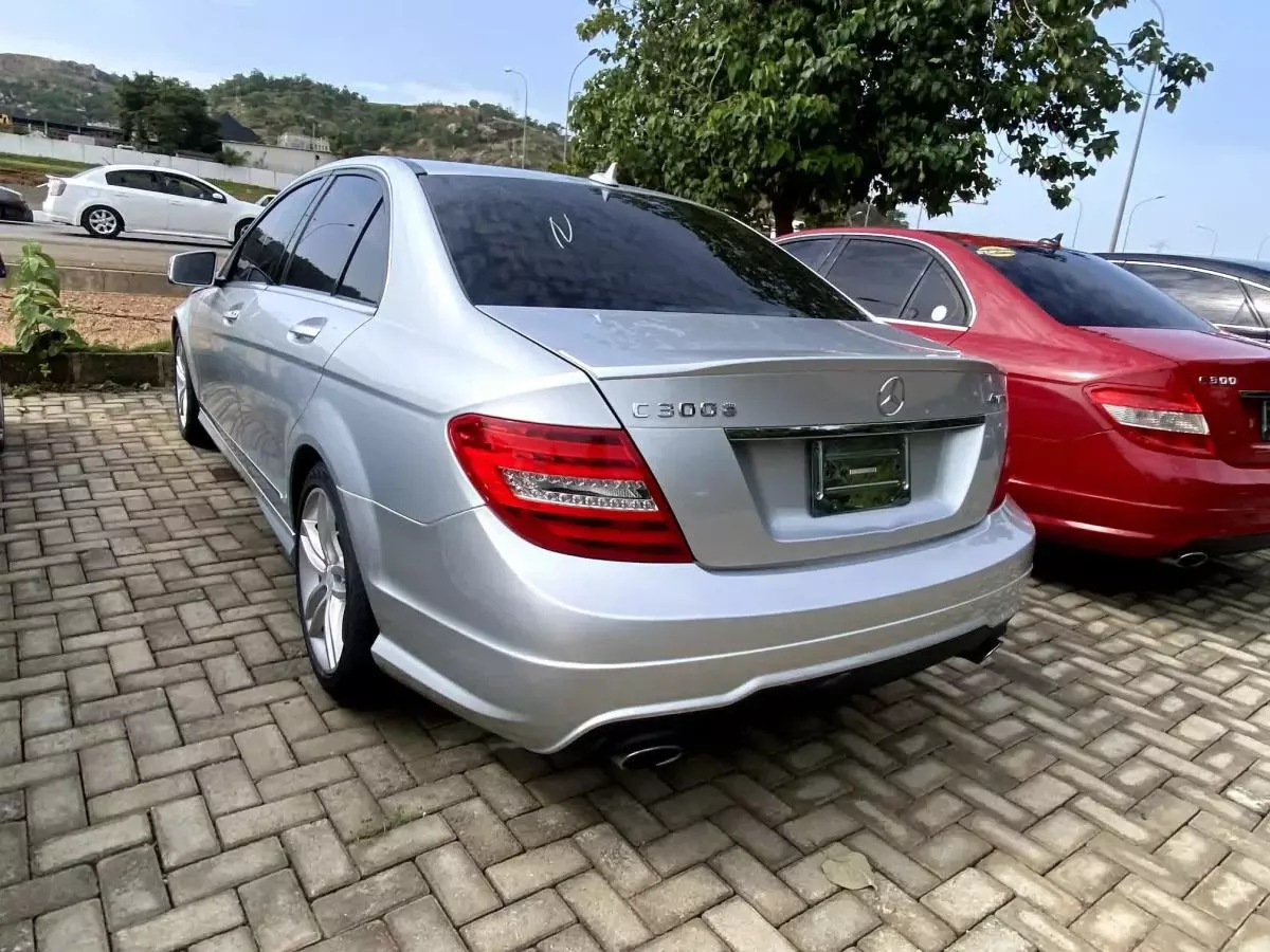 Mercedes-Benz C 300   - 2013